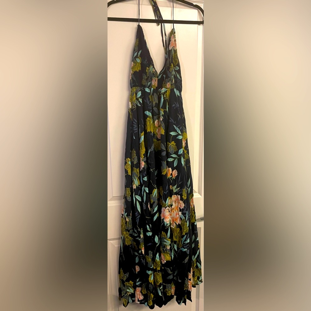 Floral/Navy vacation dress!